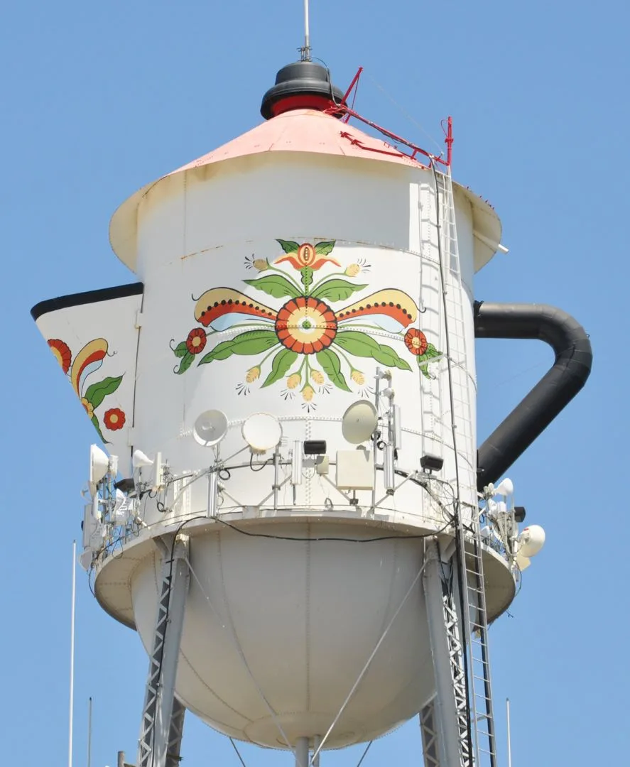 Water tower in Kingsburg, CA - Car Insurance Kingsburg CA